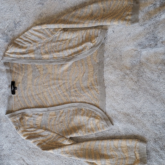 Express Sweaters - Express Open Crop Sweater Large Gray Gold Animal Print